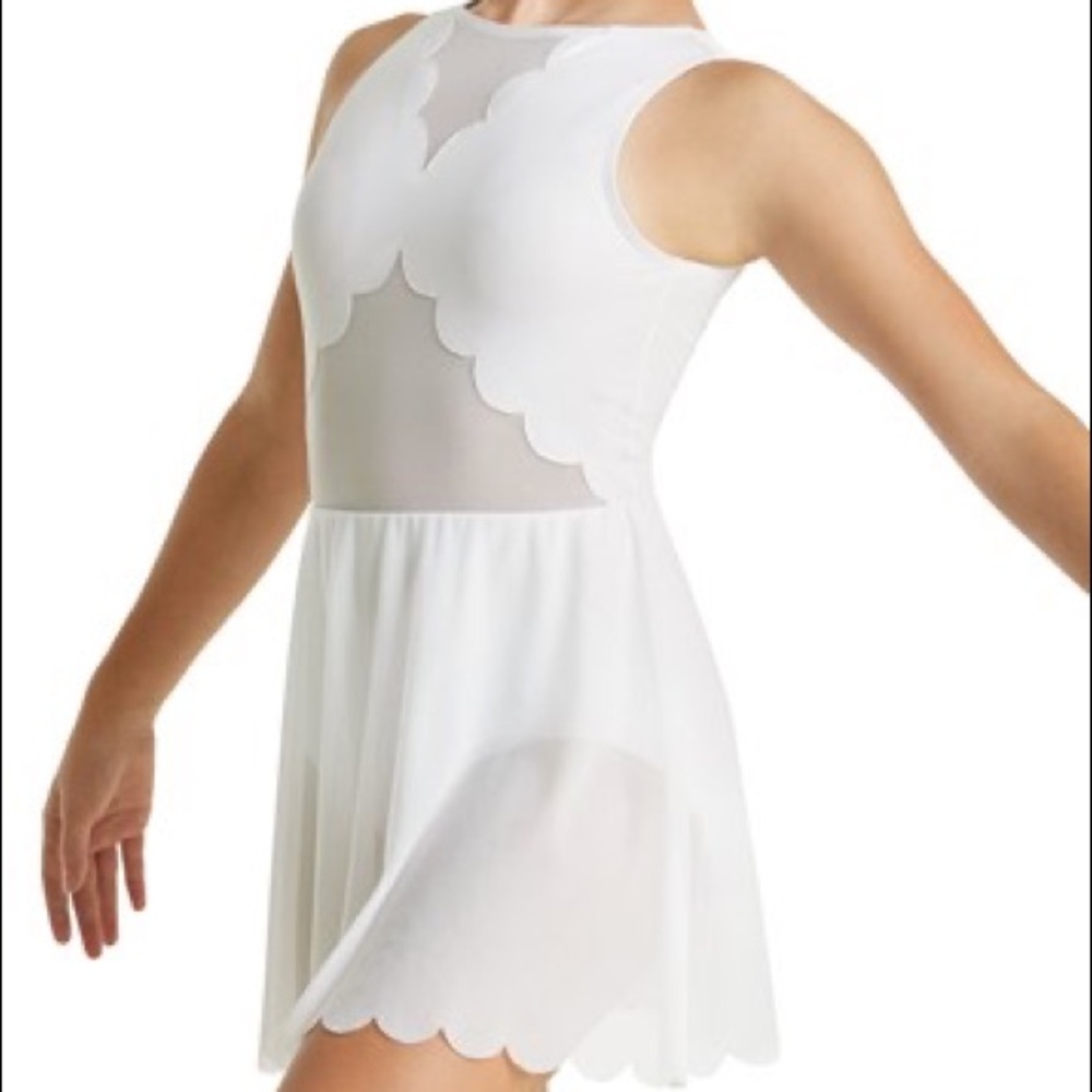 Weissmans dance costume scalloped mesh white and light pink size Small Adult